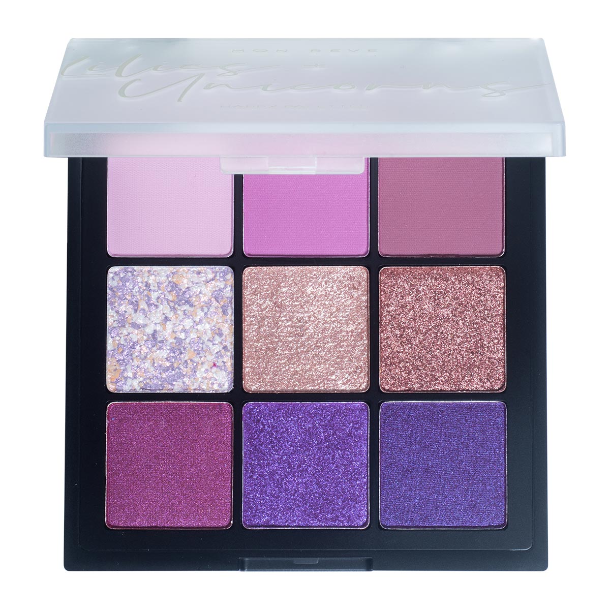 Øjenskyggepaletten Lilies + Unicorns fra Happy Palettes-kollektionen indeholder 9 rige og langtidsholdbare øjenskygger i forskellige lilla og violet nuancer.