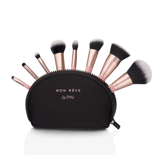 En elegant samling af 8 makeupbørster til ansigt og øjne, ideel til præcis og smuk påføring af makeup.